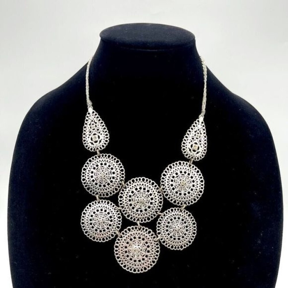 Stella & Dot Zora Silver Crystal Necklace